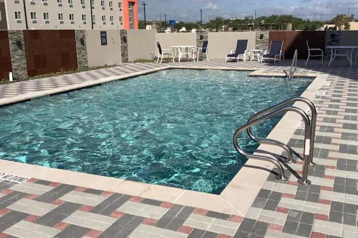 La Quinta Inn & Suites By Wyndham Corpus Christi Southeast Eksteriør billede