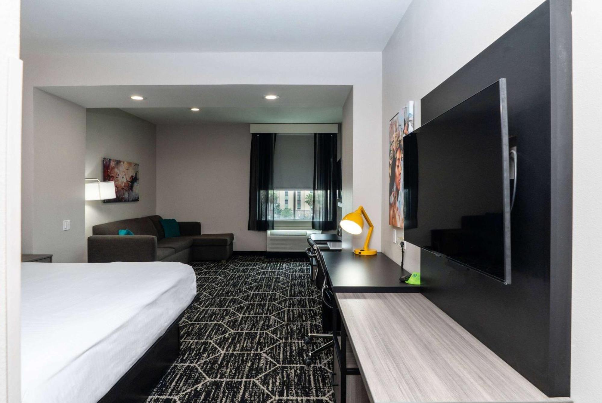 La Quinta Inn & Suites By Wyndham Corpus Christi Southeast Eksteriør billede